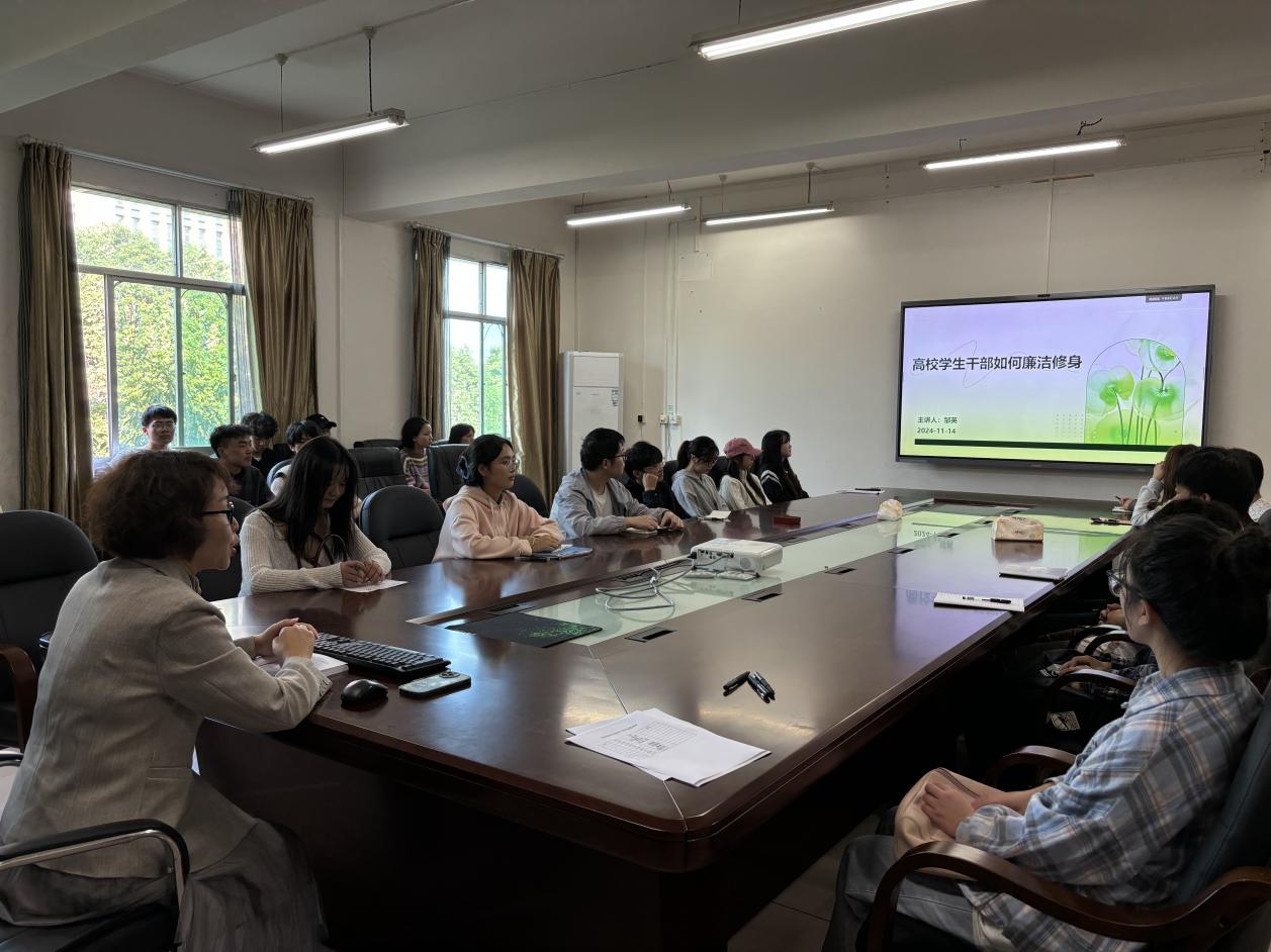 008aae8f42d0fce2266c6b40db64ee3