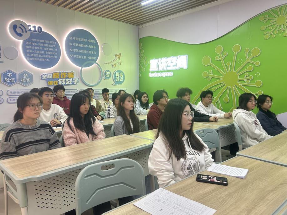 198638dc3c499f6f0265f02f0bf1bca